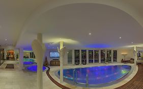 Suites & Spa